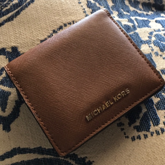 Michael Kors Jet Set Saffiano Leather Card Holder - Picture 2 of 6